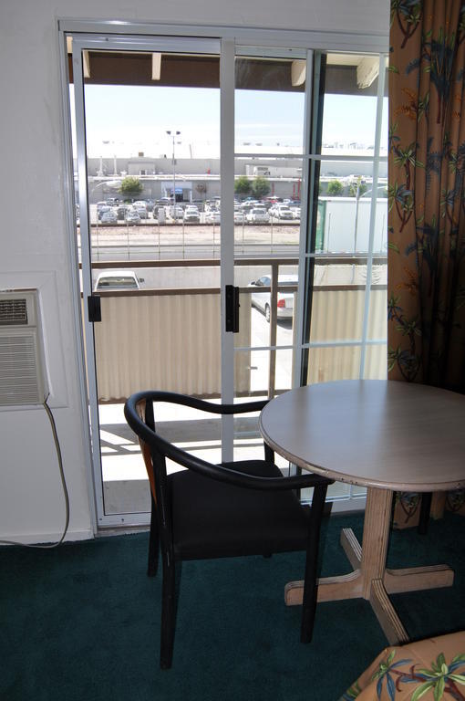 Lax Suites El Segundo Zimmer foto