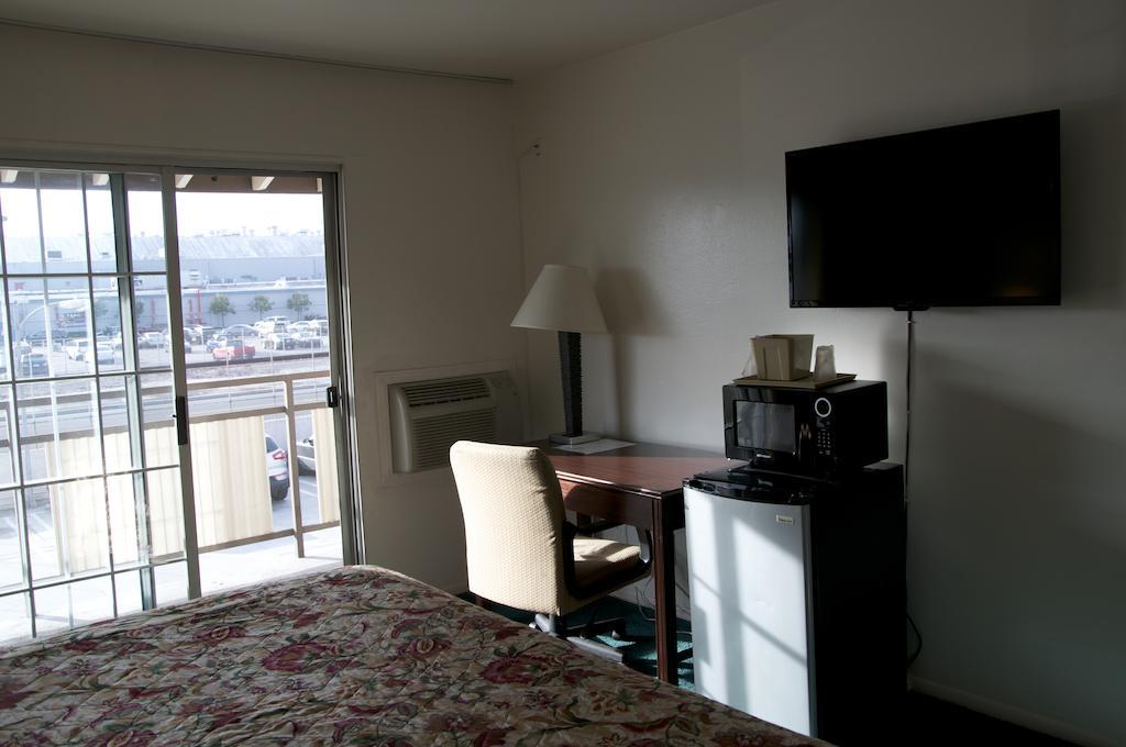 Lax Suites El Segundo Zimmer foto